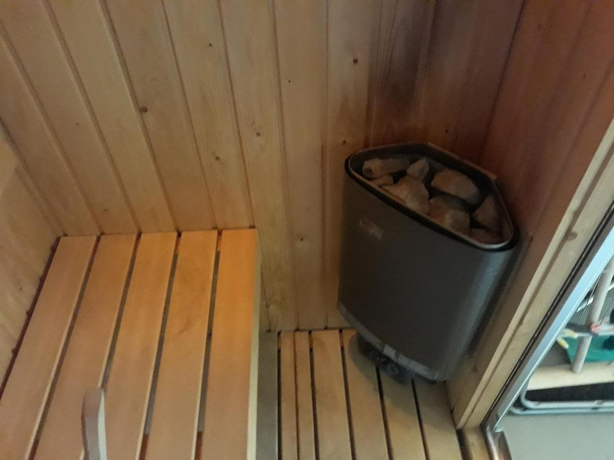 Huisje Earrebarre Tzummarum Exterior foto