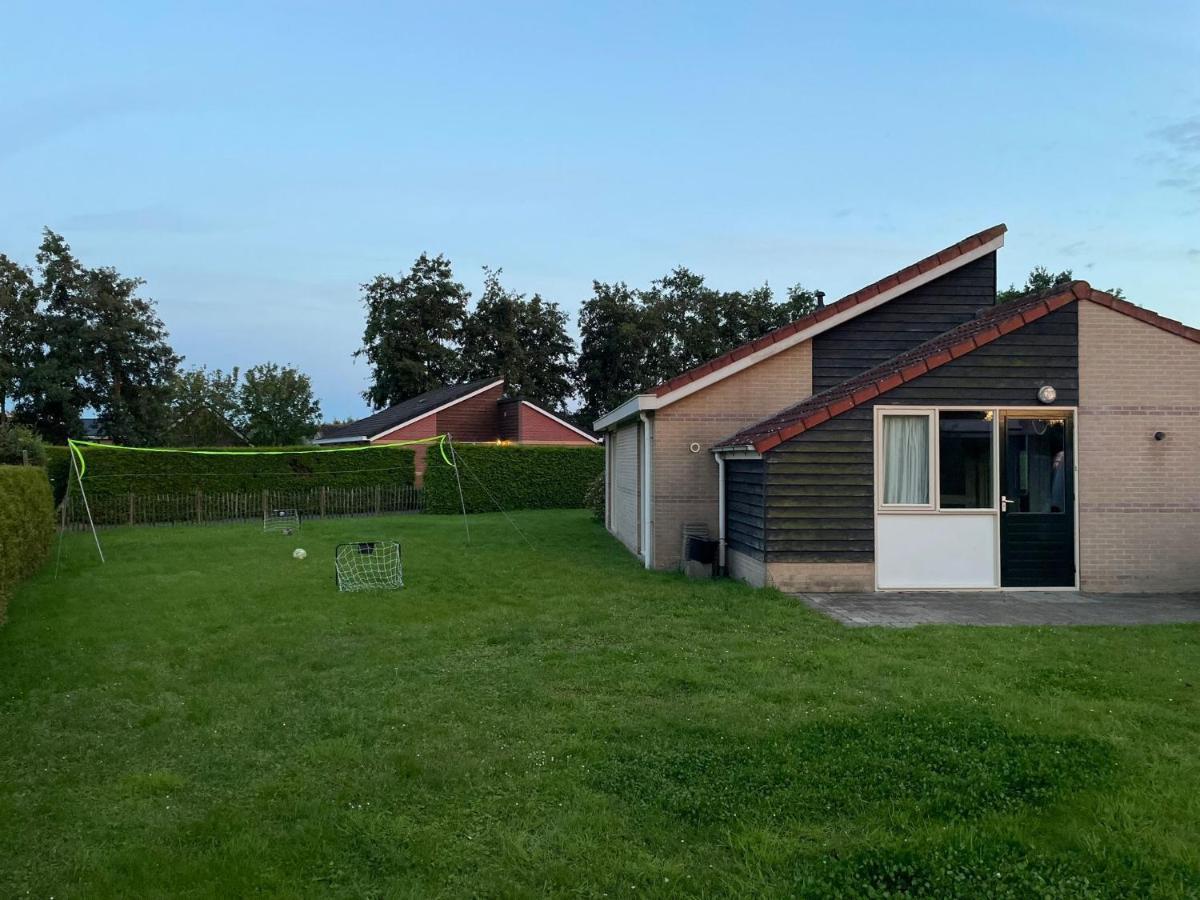 Huisje Earrebarre Tzummarum Exterior foto