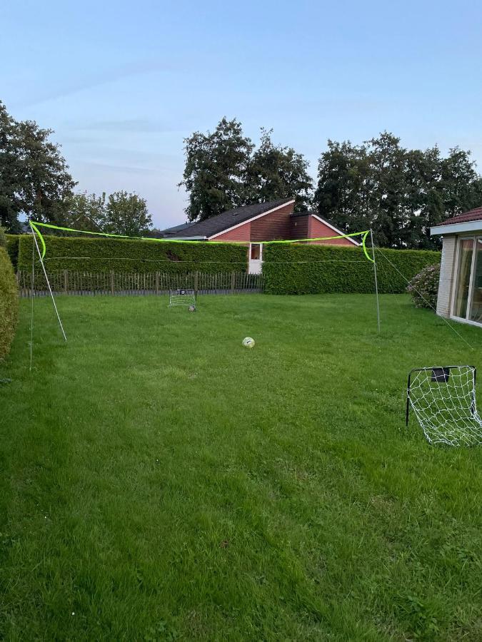 Huisje Earrebarre Tzummarum Exterior foto