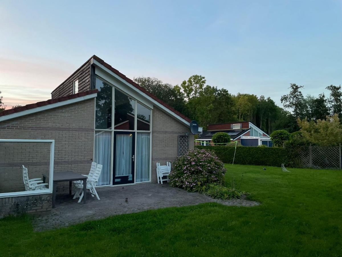 Huisje Earrebarre Tzummarum Exterior foto
